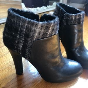 Geox plaid black booties